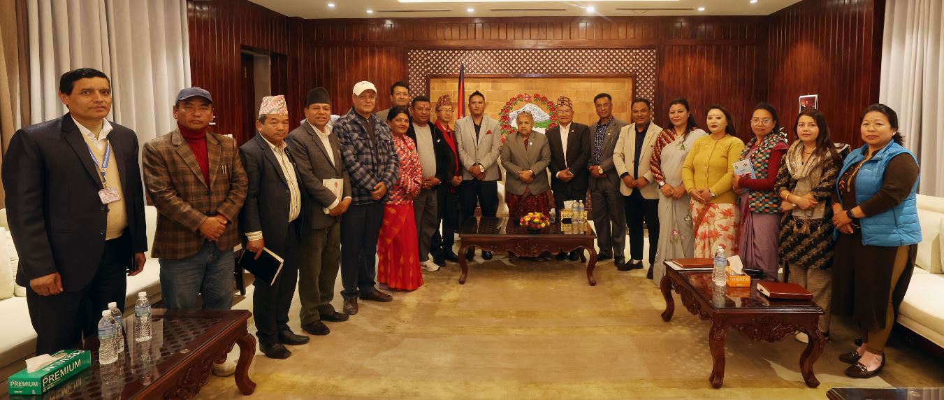 प्रधानमन्त्री कार्कीले गरिन् उपत्यकाका मेयरसँग छलफल